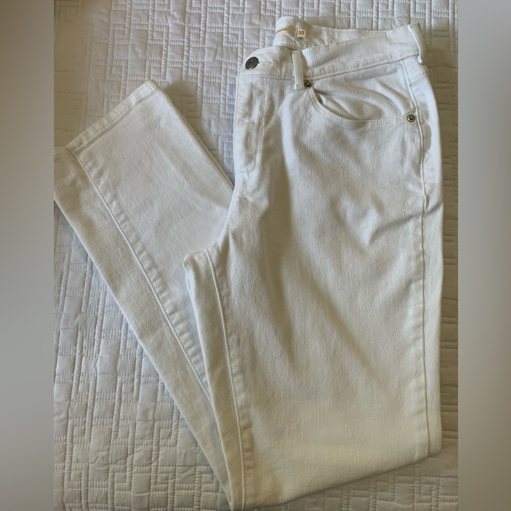 Women's Levi's Classic Straight Leg White Jeans Size 30